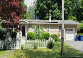 23 Violet Place, Rhinebeck, NY, 3 Bedrooms Bedrooms, 7 Rooms Rooms,2 BathroomsBathrooms,Residential Lease,For Rent,Violet,0,1064031 23 Violet Place, Rhinebeck, NY, 3 Bedrooms Bedrooms, 7 Rooms Rooms,2 BathroomsBathrooms,Residential Lease,For Rent,Violet,0,1064031