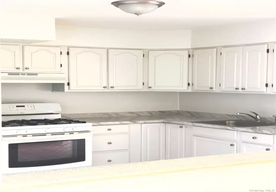 32-42 69 st, New York, NY, 3 Bedrooms Bedrooms, 6 Rooms Rooms,1 BathroomBathrooms,Residential Lease,For Rent,st,0,1064042 32-42 69 st, New York, NY, 3 Bedrooms Bedrooms, 6 Rooms Rooms,1 BathroomBathrooms,Residential Lease,For Rent,st,0,1064042