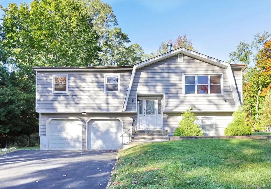 4 Earl Court, Ramapo, NY, 4 Bedrooms Bedrooms, 7 Rooms Rooms,2 BathroomsBathrooms,Residential,For Rent,Earl,0,1063985 4 Earl Court, Ramapo, NY, 4 Bedrooms Bedrooms, 7 Rooms Rooms,2 BathroomsBathrooms,Residential,For Rent,Earl,0,1063985