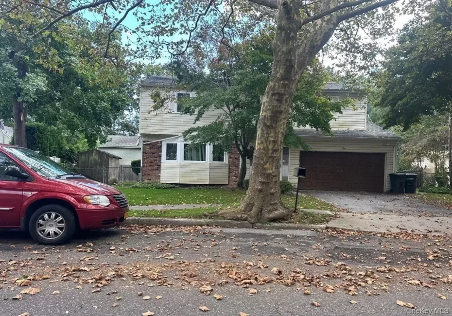 4 Shire Court, Huntington, NY, 4 Bedrooms Bedrooms, 8 Rooms Rooms,2 BathroomsBathrooms,Residential,For Rent,Shire,0,1063992 4 Shire Court, Huntington, NY, 4 Bedrooms Bedrooms, 8 Rooms Rooms,2 BathroomsBathrooms,Residential,For Rent,Shire,0,1063992