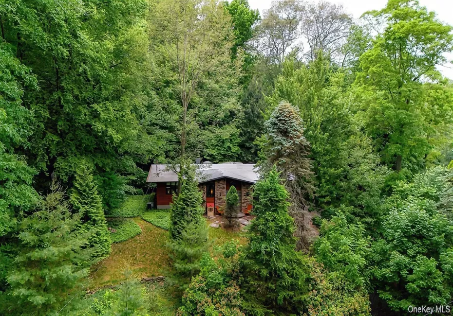 3 Forest Lane, Ramapo, NY, 4 Bedrooms Bedrooms, 10 Rooms Rooms,3 BathroomsBathrooms,Residential,For Rent,Forest,0,1062996 3 Forest Lane, Ramapo, NY, 4 Bedrooms Bedrooms, 10 Rooms Rooms,3 BathroomsBathrooms,Residential,For Rent,Forest,0,1062996