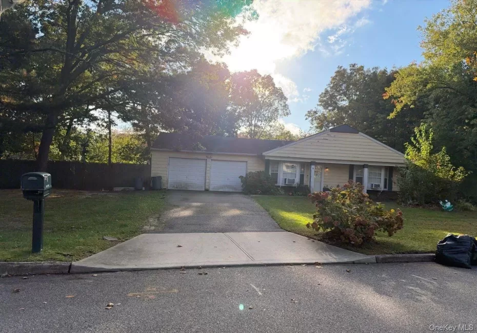 6 Mount Snow Lane, Brookhaven, NY, 4 Bedrooms Bedrooms, 6 Rooms Rooms,1 BathroomBathrooms,Residential,For Rent,Mount Snow,0,1063981 6 Mount Snow Lane, Brookhaven, NY, 4 Bedrooms Bedrooms, 6 Rooms Rooms,1 BathroomBathrooms,Residential,For Rent,Mount Snow,0,1063981