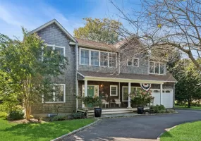 27 Lamb Avenue, Southampton, NY, 5 Bedrooms Bedrooms, 9 Rooms Rooms,3 BathroomsBathrooms,Residential Lease,For Rent,Lamb,0,1063808 27 Lamb Avenue, Southampton, NY, 5 Bedrooms Bedrooms, 9 Rooms Rooms,3 BathroomsBathrooms,Residential Lease,For Rent,Lamb,0,1063808