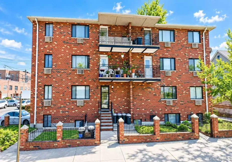 6229 102nd Street, New York, NY, 1 Bedroom Bedrooms, 3 Rooms Rooms,1 BathroomBathrooms,Residential Lease,For Rent,102nd,0,1056518 6229 102nd Street, New York, NY, 1 Bedroom Bedrooms, 3 Rooms Rooms,1 BathroomBathrooms,Residential Lease,For Rent,102nd,0,1056518