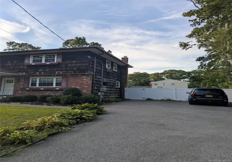 423 Clarice Boulevard, Islip, NY, 2 Bedrooms Bedrooms, 5 Rooms Rooms,2 BathroomsBathrooms,Residential Lease,For Rent,Clarice,0,1064390 423 Clarice Boulevard, Islip, NY, 2 Bedrooms Bedrooms, 5 Rooms Rooms,2 BathroomsBathrooms,Residential Lease,For Rent,Clarice,0,1064390