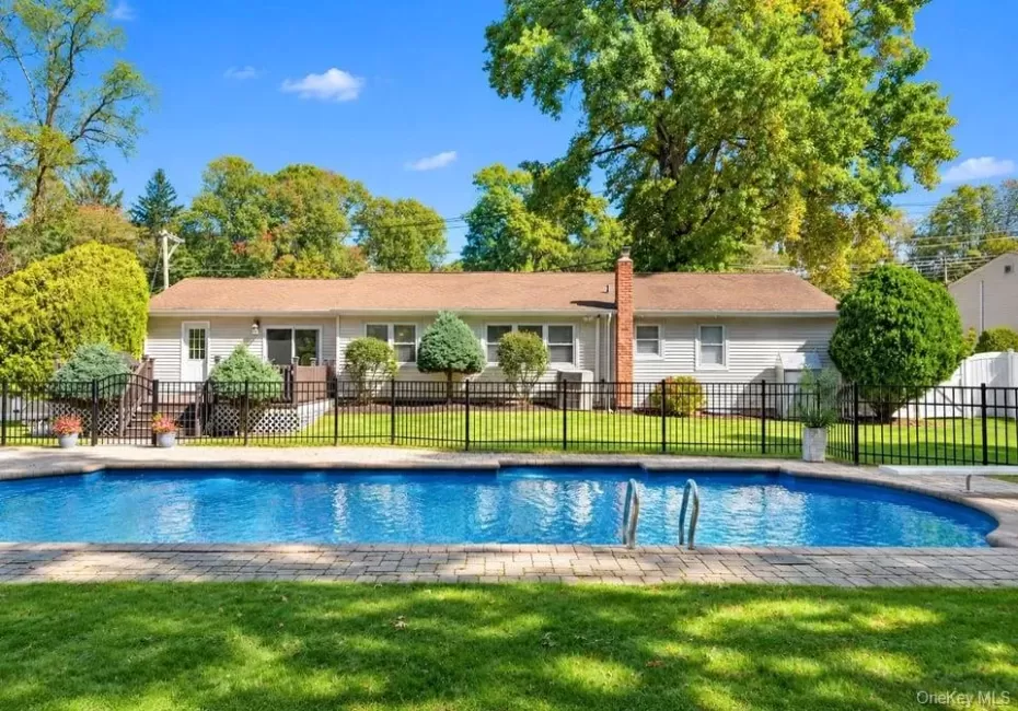 130 Rocky Point Landing Road, Brookhaven, NY, 3 Bedrooms Bedrooms, 7 Rooms Rooms,2 BathroomsBathrooms,Residential,For Rent,Rocky Point Landing,0,1059089 130 Rocky Point Landing Road, Brookhaven, NY, 3 Bedrooms Bedrooms, 7 Rooms Rooms,2 BathroomsBathrooms,Residential,For Rent,Rocky Point Landing,0,1059089