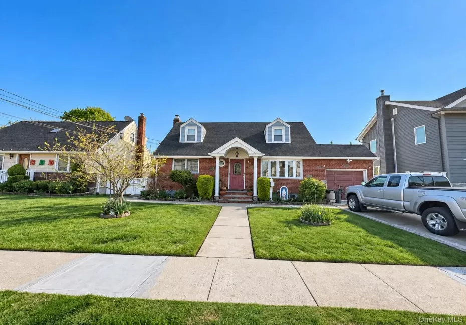 2360 York Street, Hempstead, NY, 4 Bedrooms Bedrooms, 7 Rooms Rooms,3 BathroomsBathrooms,Residential,For Rent,York,0,1064262 2360 York Street, Hempstead, NY, 4 Bedrooms Bedrooms, 7 Rooms Rooms,3 BathroomsBathrooms,Residential,For Rent,York,0,1064262