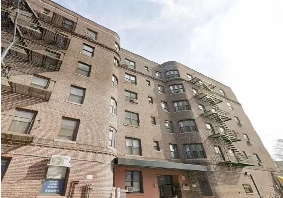 83-06 Vietor Avenue, New York, NY, 2 Bedrooms Bedrooms, 5 Rooms Rooms,2 BathroomsBathrooms,Residential,For Rent,Vietor,0,1064449 83-06 Vietor Avenue, New York, NY, 2 Bedrooms Bedrooms, 5 Rooms Rooms,2 BathroomsBathrooms,Residential,For Rent,Vietor,0,1064449