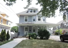 141 CLINTON Avenue, New Rochelle, NY, 4 Bedrooms Bedrooms, 11 Rooms Rooms,2 BathroomsBathrooms,Residential Lease,For Rent,CLINTON,0,1064481 141 CLINTON Avenue, New Rochelle, NY, 4 Bedrooms Bedrooms, 11 Rooms Rooms,2 BathroomsBathrooms,Residential Lease,For Rent,CLINTON,0,1064481