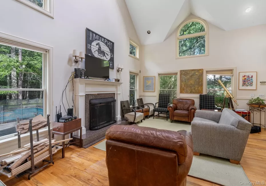10 Harbor Street, East Hampton, NY, 5 Bedrooms Bedrooms, 7 Rooms Rooms,3 BathroomsBathrooms,Residential,For Rent,Harbor,0,1062980 10 Harbor Street, East Hampton, NY, 5 Bedrooms Bedrooms, 7 Rooms Rooms,3 BathroomsBathrooms,Residential,For Rent,Harbor,0,1062980