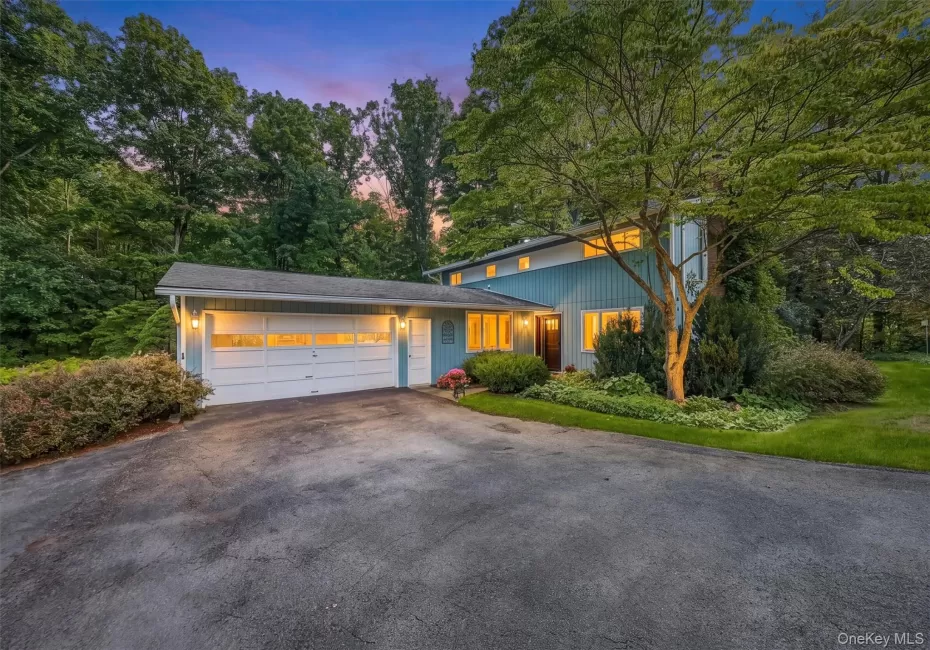 2 Woodcrest Drive, East Fishkill, NY, 5 Bedrooms Bedrooms, 9 Rooms Rooms,3 BathroomsBathrooms,Residential,For Rent,Woodcrest,0,1051288 2 Woodcrest Drive, East Fishkill, NY, 5 Bedrooms Bedrooms, 9 Rooms Rooms,3 BathroomsBathrooms,Residential,For Rent,Woodcrest,0,1051288