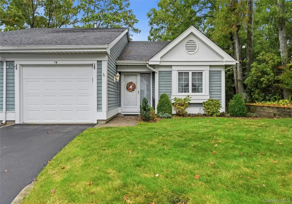 14 Flanders Court, Brookhaven, NY, 2 Bedrooms Bedrooms, 5 Rooms Rooms,2 BathroomsBathrooms,Residential,For Rent,Flanders,0,1062606 14 Flanders Court, Brookhaven, NY, 2 Bedrooms Bedrooms, 5 Rooms Rooms,2 BathroomsBathrooms,Residential,For Rent,Flanders,0,1062606