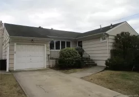 99 N. Strathmore, Hempstead, NY, 3 Bedrooms Bedrooms, 6 Rooms Rooms,2 BathroomsBathrooms,Residential Lease,For Rent,N. Strathmore,0,1064642 99 N. Strathmore, Hempstead, NY, 3 Bedrooms Bedrooms, 6 Rooms Rooms,2 BathroomsBathrooms,Residential Lease,For Rent,N. Strathmore,0,1064642