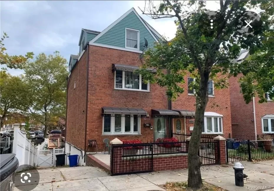 1928 Hutchinson River Parkway, New York, NY, 3 Bedrooms Bedrooms, 9 Rooms Rooms,3 BathroomsBathrooms,Residential,For Rent,Hutchinson River,0,1064690 1928 Hutchinson River Parkway, New York, NY, 3 Bedrooms Bedrooms, 9 Rooms Rooms,3 BathroomsBathrooms,Residential,For Rent,Hutchinson River,0,1064690