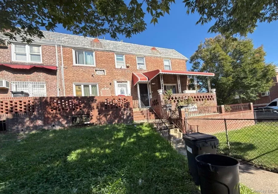 150-63 78th Avenue, New York, NY, 3 Bedrooms Bedrooms, 7 Rooms Rooms,2 BathroomsBathrooms,Residential,For Rent,78th,0,1064784 150-63 78th Avenue, New York, NY, 3 Bedrooms Bedrooms, 7 Rooms Rooms,2 BathroomsBathrooms,Residential,For Rent,78th,0,1064784