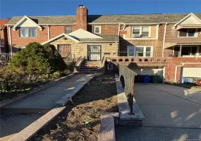 63-117 Alderton Street, New York, NY, 3 Bedrooms Bedrooms, 5 Rooms Rooms,1 BathroomBathrooms,Residential Lease,For Rent,Alderton,0,1064646 63-117 Alderton Street, New York, NY, 3 Bedrooms Bedrooms, 5 Rooms Rooms,1 BathroomBathrooms,Residential Lease,For Rent,Alderton,0,1064646