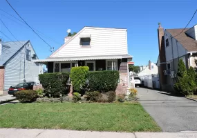 99 Washington Avenue, Hempstead, NY, 3 Bedrooms Bedrooms, 6 Rooms Rooms,1 BathroomBathrooms,Residential Lease,For Rent,Washington,0,1064950 99 Washington Avenue, Hempstead, NY, 3 Bedrooms Bedrooms, 6 Rooms Rooms,1 BathroomBathrooms,Residential Lease,For Rent,Washington,0,1064950
