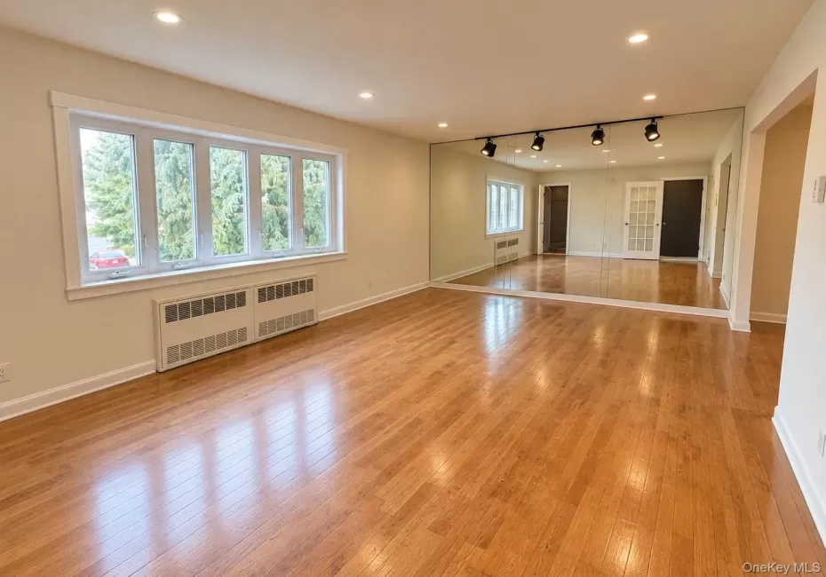 1543 Sweetman, Hempstead, NY, 4 Bedrooms Bedrooms, 7 Rooms Rooms,2 BathroomsBathrooms,Residential Lease,For Rent,Sweetman,0,1064999 1543 Sweetman, Hempstead, NY, 4 Bedrooms Bedrooms, 7 Rooms Rooms,2 BathroomsBathrooms,Residential Lease,For Rent,Sweetman,0,1064999