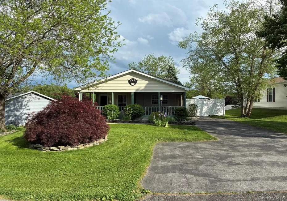 15 Gables, Poughkeepsie (town), NY, 3 Bedrooms Bedrooms, 7 Rooms Rooms,2 BathroomsBathrooms,Residential,For Rent,Gables,0,1063800 15 Gables, Poughkeepsie (town), NY, 3 Bedrooms Bedrooms, 7 Rooms Rooms,2 BathroomsBathrooms,Residential,For Rent,Gables,0,1063800