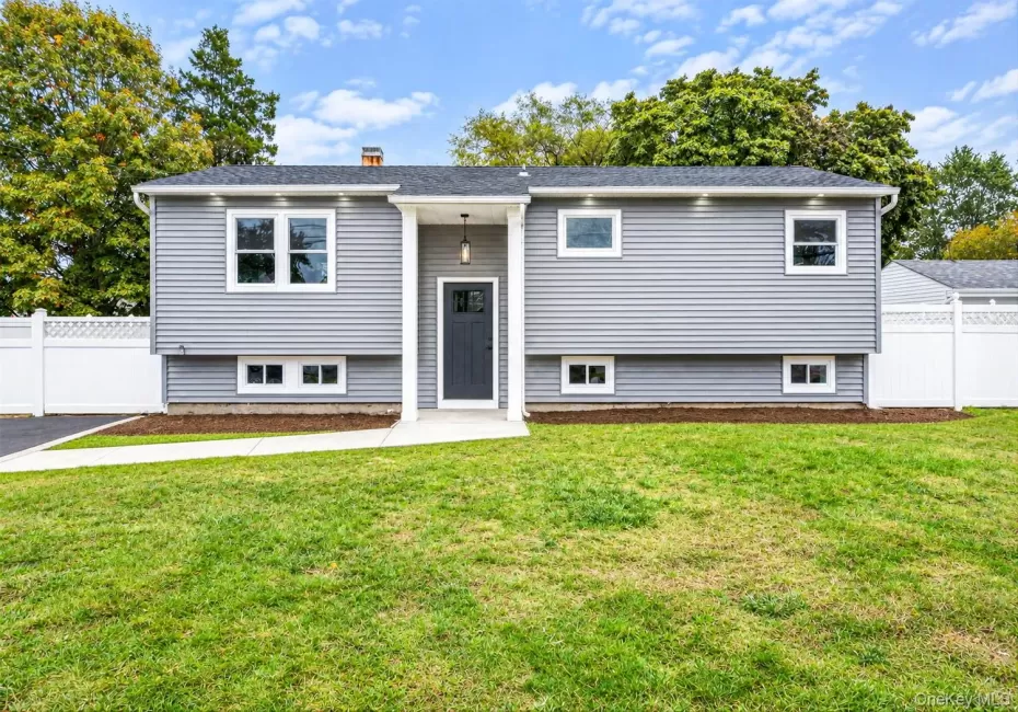 3115 Eagle Avenue, Brookhaven, NY, 3 Bedrooms Bedrooms, 7 Rooms Rooms,1 BathroomBathrooms,Residential,For Rent,Eagle,0,1065041 3115 Eagle Avenue, Brookhaven, NY, 3 Bedrooms Bedrooms, 7 Rooms Rooms,1 BathroomBathrooms,Residential,For Rent,Eagle,0,1065041