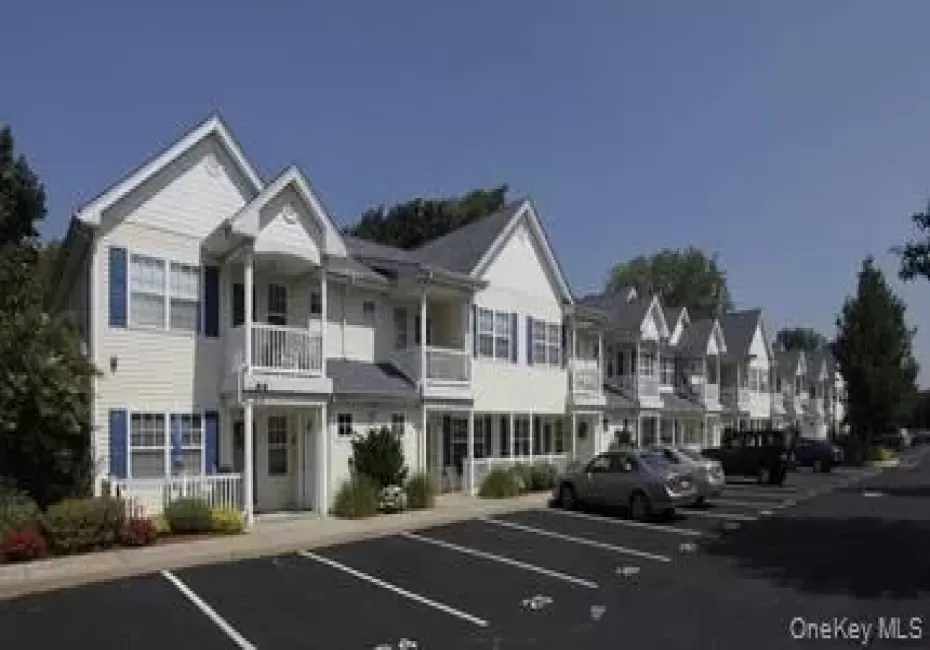81 Secatogue Avenue, Oyster Bay, NY, 2 Bedrooms Bedrooms, 4 Rooms Rooms,1 BathroomBathrooms,Residential Lease,For Rent,Secatogue,0,1065114 81 Secatogue Avenue, Oyster Bay, NY, 2 Bedrooms Bedrooms, 4 Rooms Rooms,1 BathroomBathrooms,Residential Lease,For Rent,Secatogue,0,1065114