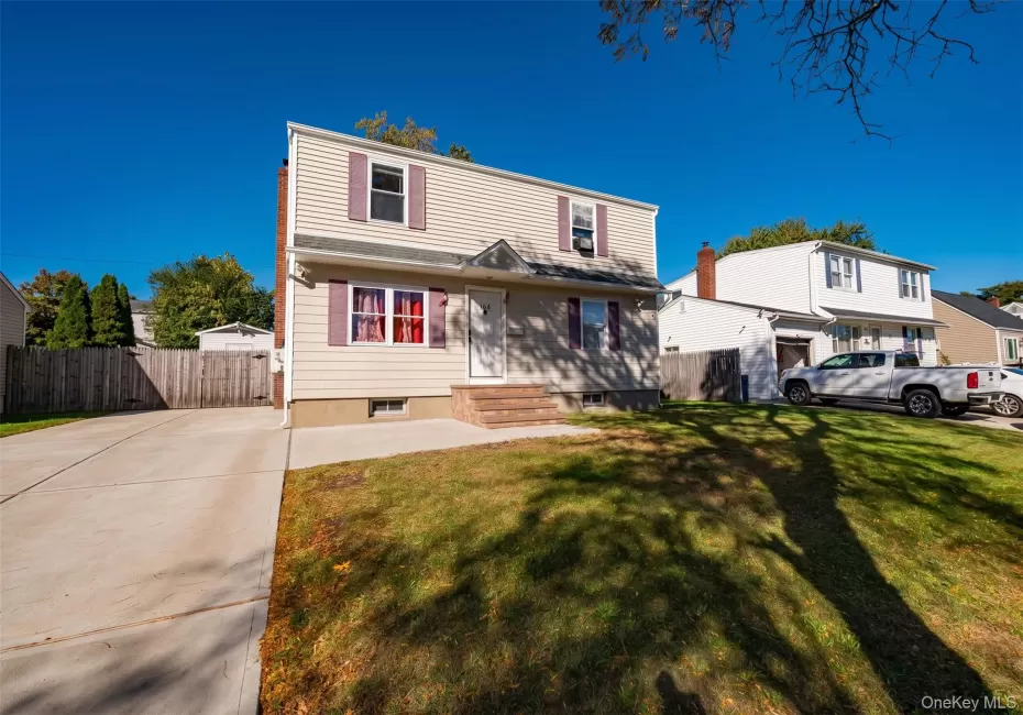 155 Wantagh Avenue, Hempstead, NY, 4 Bedrooms Bedrooms, 7 Rooms Rooms,2 BathroomsBathrooms,Residential,For Rent,Wantagh,0,1062695 155 Wantagh Avenue, Hempstead, NY, 4 Bedrooms Bedrooms, 7 Rooms Rooms,2 BathroomsBathrooms,Residential,For Rent,Wantagh,0,1062695