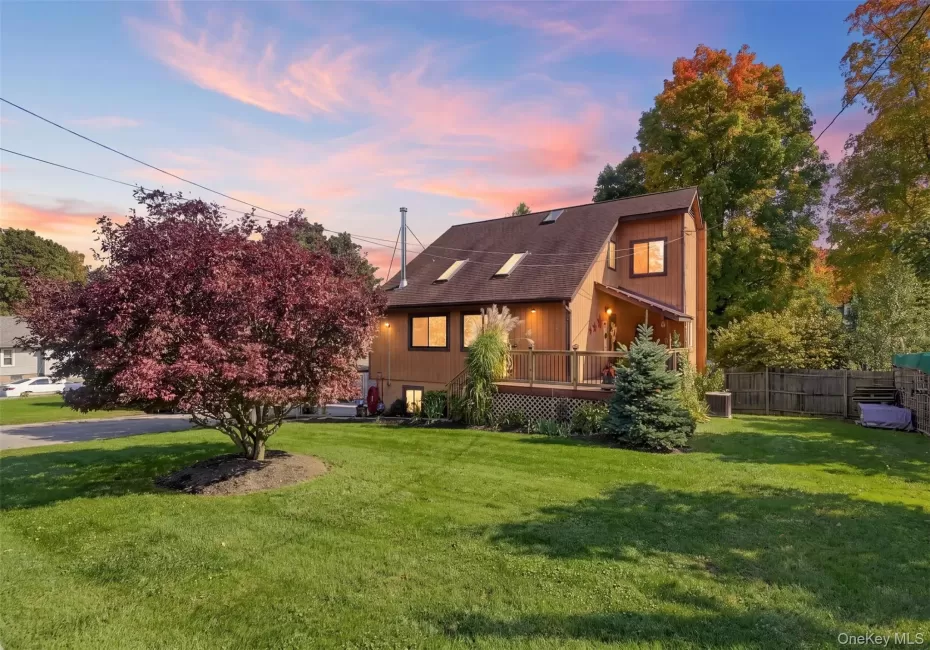 42 Western Avenue, Wallkill, NY, 4 Bedrooms Bedrooms, 9 Rooms Rooms,3 BathroomsBathrooms,Residential,For Rent,Western,0,1064186 42 Western Avenue, Wallkill, NY, 4 Bedrooms Bedrooms, 9 Rooms Rooms,3 BathroomsBathrooms,Residential,For Rent,Western,0,1064186