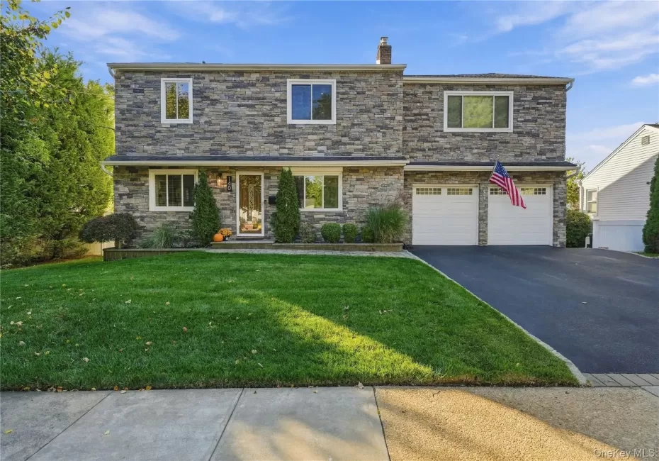 140 Baltimore Avenue, Oyster Bay, NY, 7 Bedrooms Bedrooms, 13 Rooms Rooms,5 BathroomsBathrooms,Residential,For Rent,Baltimore,0,1064374 140 Baltimore Avenue, Oyster Bay, NY, 7 Bedrooms Bedrooms, 13 Rooms Rooms,5 BathroomsBathrooms,Residential,For Rent,Baltimore,0,1064374