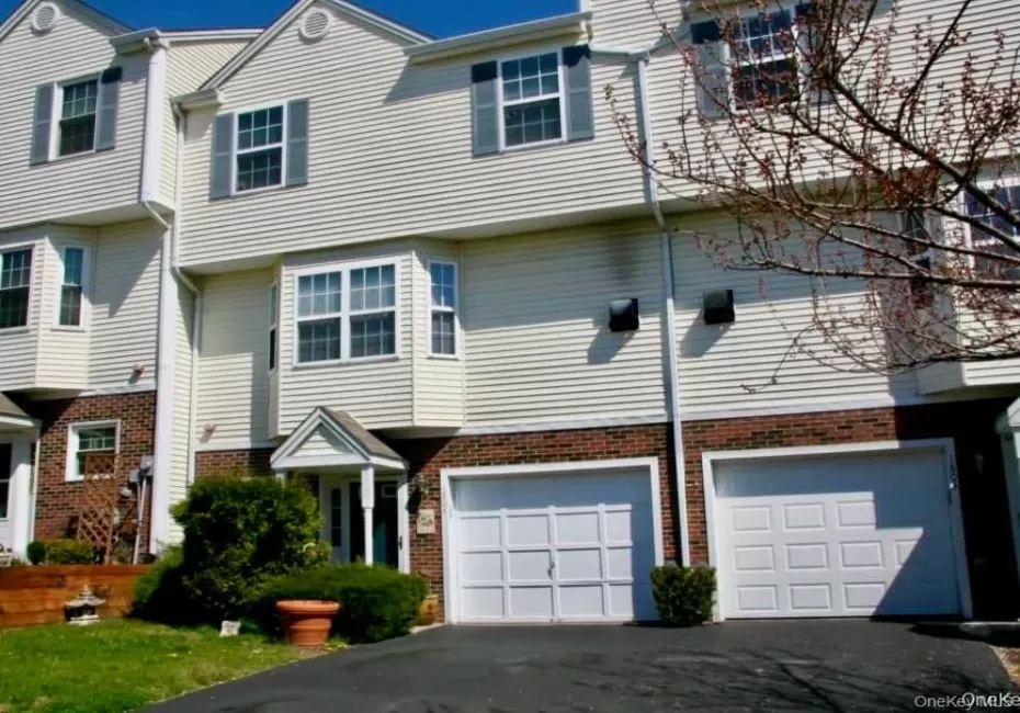 1804 Dorset Drive, Greenburgh, NY, 3 Bedrooms Bedrooms, 8 Rooms Rooms,2 BathroomsBathrooms,Residential Lease,For Rent,Dorset,0,1065068 1804 Dorset Drive, Greenburgh, NY, 3 Bedrooms Bedrooms, 8 Rooms Rooms,2 BathroomsBathrooms,Residential Lease,For Rent,Dorset,0,1065068