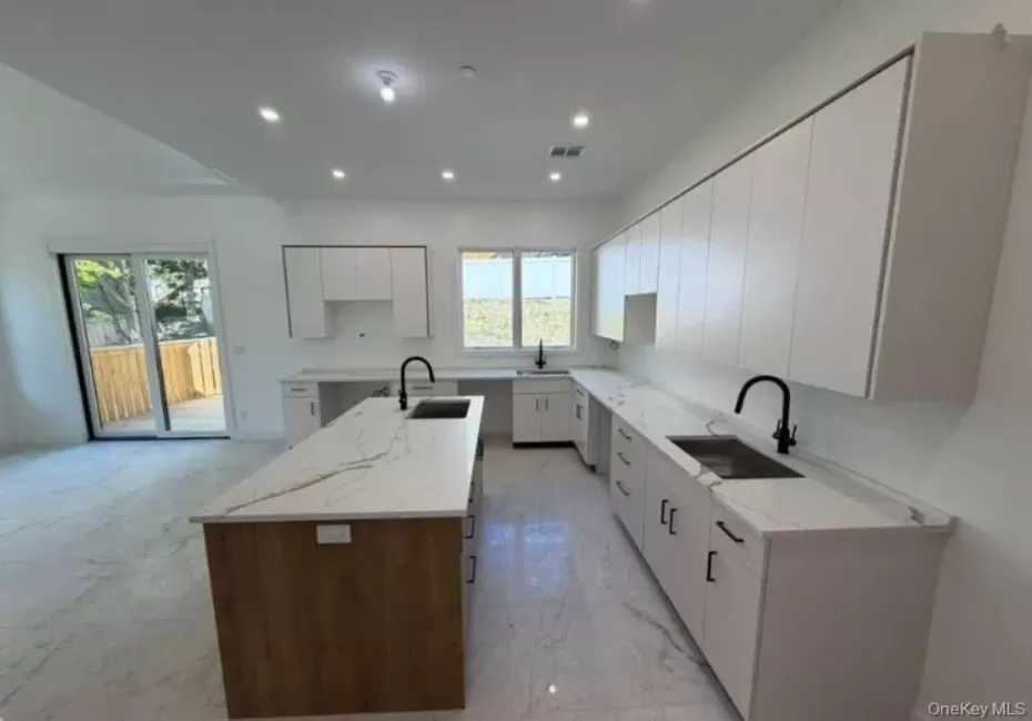 7 Fort Worth Place, Blooming Grove, NY, 5 Bedrooms Bedrooms, 9 Rooms Rooms,3 BathroomsBathrooms,Residential,For Rent,Fort Worth,0,1064732 7 Fort Worth Place, Blooming Grove, NY, 5 Bedrooms Bedrooms, 9 Rooms Rooms,3 BathroomsBathrooms,Residential,For Rent,Fort Worth,0,1064732