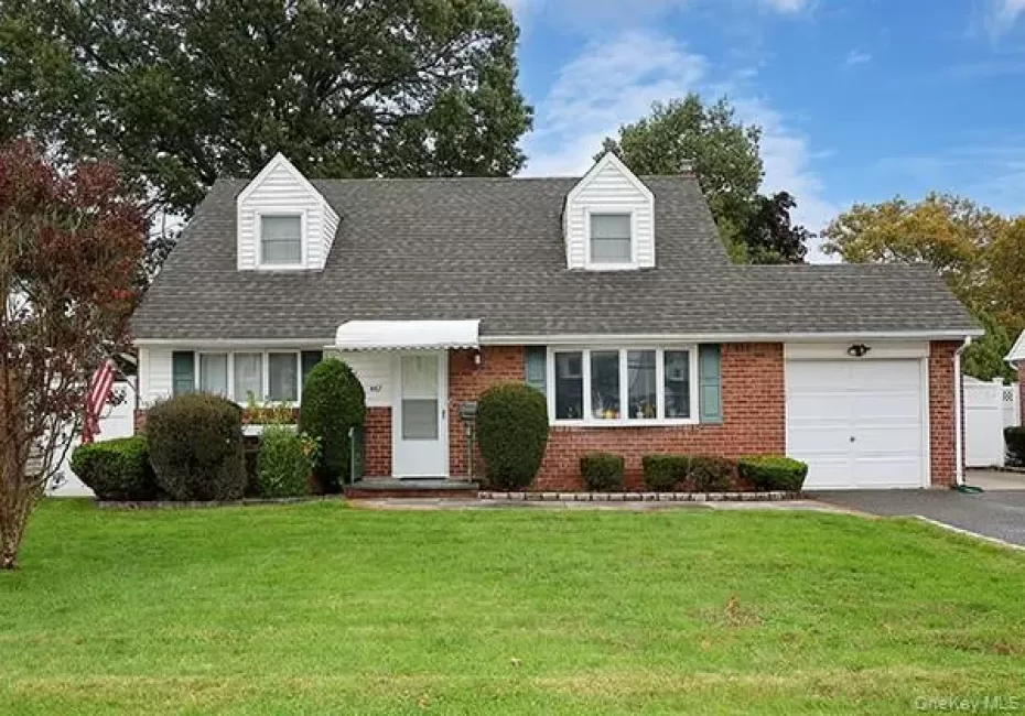 467 Von Elm Avenue, Hempstead, NY, 4 Bedrooms Bedrooms, 7 Rooms Rooms,1 BathroomBathrooms,Residential,For Rent,Von Elm,0,1063649 467 Von Elm Avenue, Hempstead, NY, 4 Bedrooms Bedrooms, 7 Rooms Rooms,1 BathroomBathrooms,Residential,For Rent,Von Elm,0,1063649