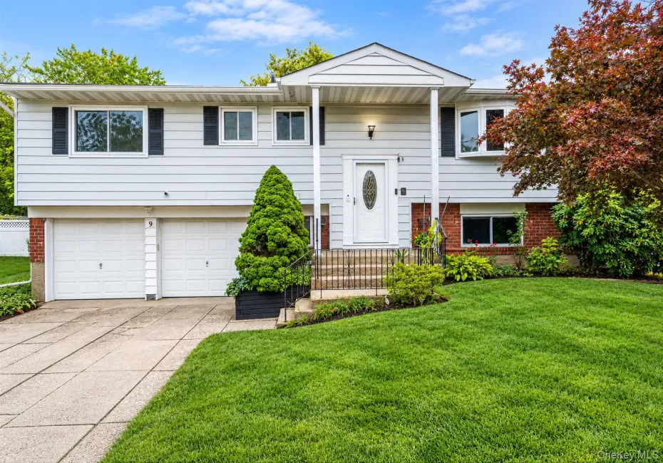 9 Thorman Lane, Babylon, NY, 5 Bedrooms Bedrooms, 9 Rooms Rooms,2 BathroomsBathrooms,Residential,For Rent,Thorman,0,1065387 9 Thorman Lane, Babylon, NY, 5 Bedrooms Bedrooms, 9 Rooms Rooms,2 BathroomsBathrooms,Residential,For Rent,Thorman,0,1065387