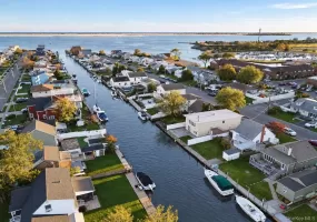 367 West Drive, Babylon, NY, 5 Bedrooms Bedrooms, 15 Rooms Rooms,3 BathroomsBathrooms,Residential,For Rent,West,0,1064746 367 West Drive, Babylon, NY, 5 Bedrooms Bedrooms, 15 Rooms Rooms,3 BathroomsBathrooms,Residential,For Rent,West,0,1064746