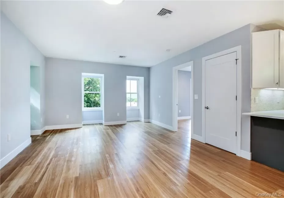 66 Main Street, Greenburgh, NY, 2 Bedrooms Bedrooms, 4 Rooms Rooms,1 BathroomBathrooms,Residential Lease,For Rent,Main,0,1064891 66 Main Street, Greenburgh, NY, 2 Bedrooms Bedrooms, 4 Rooms Rooms,1 BathroomBathrooms,Residential Lease,For Rent,Main,0,1064891