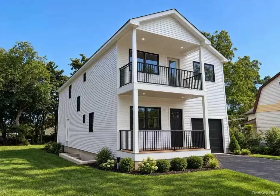 34 8th Avenue, Huntington, NY, 3 Bedrooms Bedrooms, 13 Rooms Rooms,4 BathroomsBathrooms,Residential,For Rent,8th,0,1065413 34 8th Avenue, Huntington, NY, 3 Bedrooms Bedrooms, 13 Rooms Rooms,4 BathroomsBathrooms,Residential,For Rent,8th,0,1065413