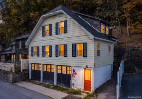 34 Hudson Street, Port Jervis, NY, 4 Bedrooms Bedrooms, 8 Rooms Rooms,2 BathroomsBathrooms,Residential,For Rent,Hudson,0,1064911 34 Hudson Street, Port Jervis, NY, 4 Bedrooms Bedrooms, 8 Rooms Rooms,2 BathroomsBathrooms,Residential,For Rent,Hudson,0,1064911