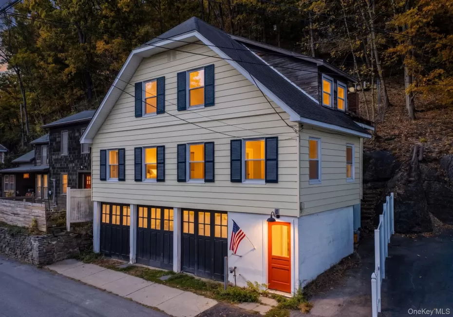 34 Hudson Street, Port Jervis, NY, 4 Bedrooms Bedrooms, 8 Rooms Rooms,2 BathroomsBathrooms,Residential,For Rent,Hudson,0,1064911 34 Hudson Street, Port Jervis, NY, 4 Bedrooms Bedrooms, 8 Rooms Rooms,2 BathroomsBathrooms,Residential,For Rent,Hudson,0,1064911