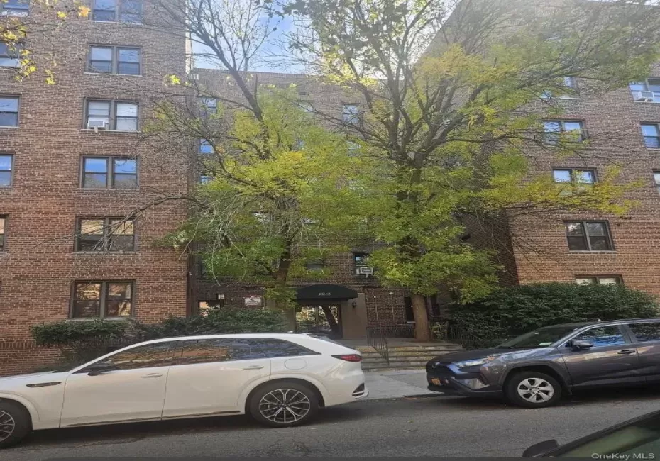 102-17 64 Road, New York, NY, 1 Bedroom Bedrooms, 4 Rooms Rooms,1 BathroomBathrooms,Residential Lease,For Rent,64 Road,0,1065761 102-17 64 Road, New York, NY, 1 Bedroom Bedrooms, 4 Rooms Rooms,1 BathroomBathrooms,Residential Lease,For Rent,64 Road,0,1065761
