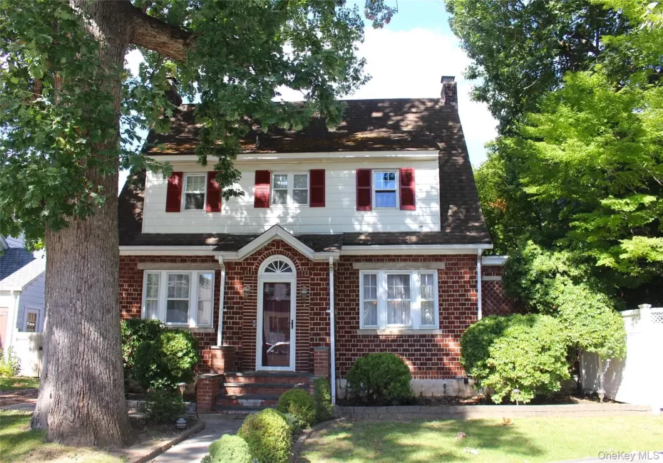 21215 33rd Avenue, New York, NY, 3 Bedrooms Bedrooms, 8 Rooms Rooms,3 BathroomsBathrooms,Residential,For Rent,33rd,0,1064053 21215 33rd Avenue, New York, NY, 3 Bedrooms Bedrooms, 8 Rooms Rooms,3 BathroomsBathrooms,Residential,For Rent,33rd,0,1064053