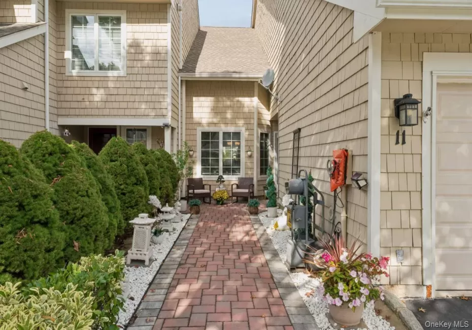 11 Oakmont Lane, Islip, NY, 3 Bedrooms Bedrooms, 6 Rooms Rooms,2 BathroomsBathrooms,Residential,For Rent,Oakmont,0,1065652 11 Oakmont Lane, Islip, NY, 3 Bedrooms Bedrooms, 6 Rooms Rooms,2 BathroomsBathrooms,Residential,For Rent,Oakmont,0,1065652