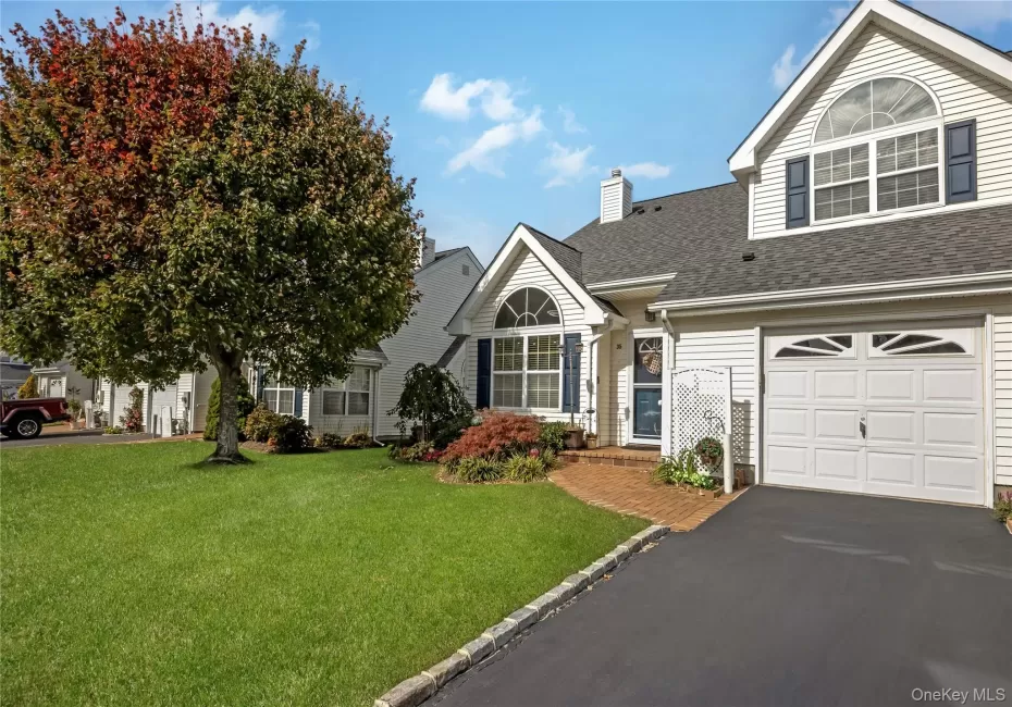 35 Joyces Way, Islip, NY, 2 Bedrooms Bedrooms, 6 Rooms Rooms,2 BathroomsBathrooms,Residential,For Rent,Joyces,0,1065692 35 Joyces Way, Islip, NY, 2 Bedrooms Bedrooms, 6 Rooms Rooms,2 BathroomsBathrooms,Residential,For Rent,Joyces,0,1065692