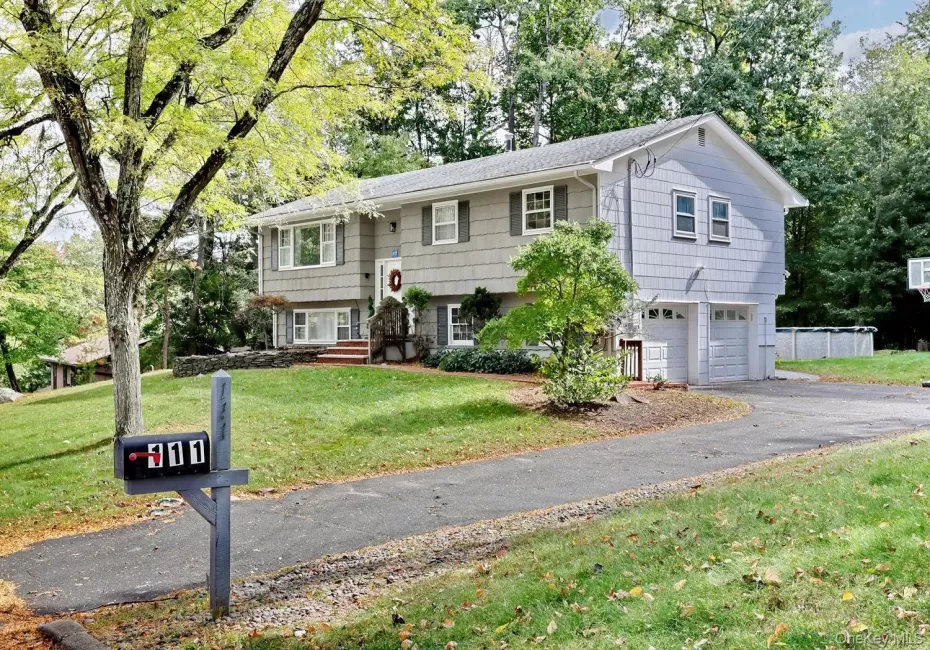 111 Smith Hill Road, Ramapo, NY, 4 Bedrooms Bedrooms, 9 Rooms Rooms,2 BathroomsBathrooms,Residential,For Rent,Smith Hill,0,1058316 111 Smith Hill Road, Ramapo, NY, 4 Bedrooms Bedrooms, 9 Rooms Rooms,2 BathroomsBathrooms,Residential,For Rent,Smith Hill,0,1058316