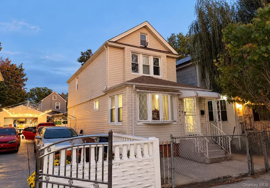 104-27 124 St, New York, NY, 3 Bedrooms Bedrooms, 8 Rooms Rooms,2 BathroomsBathrooms,Residential,For Rent,124 St,0,1065915 104-27 124 St, New York, NY, 3 Bedrooms Bedrooms, 8 Rooms Rooms,2 BathroomsBathrooms,Residential,For Rent,124 St,0,1065915