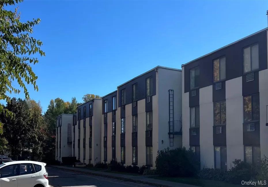 149 E Lake Boulevard, Carmel, NY, 1 Bedroom Bedrooms, 3 Rooms Rooms,1 BathroomBathrooms,Residential Lease,For Rent,E Lake,0,1065800 149 E Lake Boulevard, Carmel, NY, 1 Bedroom Bedrooms, 3 Rooms Rooms,1 BathroomBathrooms,Residential Lease,For Rent,E Lake,0,1065800