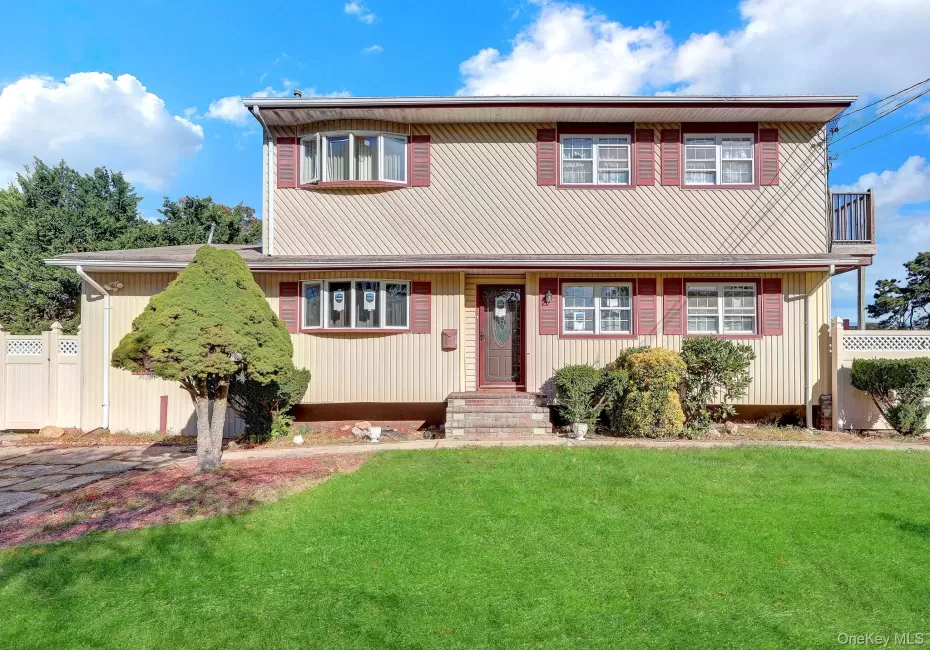 247 Delaware Avenue, Islip, NY, 6 Bedrooms Bedrooms, 12 Rooms Rooms,3 BathroomsBathrooms,Residential,For Rent,Delaware,0,1066009 247 Delaware Avenue, Islip, NY, 6 Bedrooms Bedrooms, 12 Rooms Rooms,3 BathroomsBathrooms,Residential,For Rent,Delaware,0,1066009