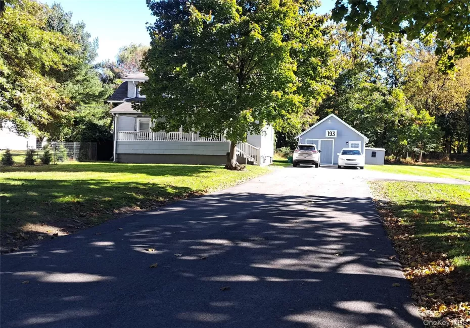 193 Saddle River Road, Ramapo, NY, 3 Bedrooms Bedrooms, 6 Rooms Rooms,1 BathroomBathrooms,Residential,For Rent,Saddle River,0,1065871 193 Saddle River Road, Ramapo, NY, 3 Bedrooms Bedrooms, 6 Rooms Rooms,1 BathroomBathrooms,Residential,For Rent,Saddle River,0,1065871