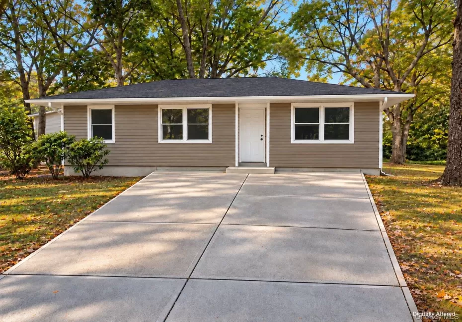 141 Suffolk Avenue, Southampton, NY, 3 Bedrooms Bedrooms, 5 Rooms Rooms,1 BathroomBathrooms,Residential,For Rent,Suffolk,0,1065472 141 Suffolk Avenue, Southampton, NY, 3 Bedrooms Bedrooms, 5 Rooms Rooms,1 BathroomBathrooms,Residential,For Rent,Suffolk,0,1065472