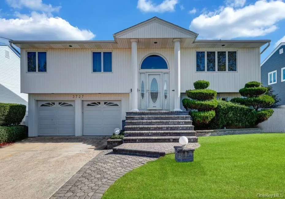 3727 Oceanside Road, Hempstead, NY, 4 Bedrooms Bedrooms, 3 Rooms Rooms,2 BathroomsBathrooms,Residential,For Rent,Oceanside,0,1066046 3727 Oceanside Road, Hempstead, NY, 4 Bedrooms Bedrooms, 3 Rooms Rooms,2 BathroomsBathrooms,Residential,For Rent,Oceanside,0,1066046