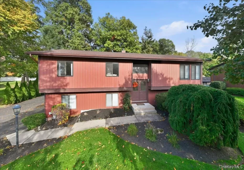 28 Peach Street, Orangetown, NY, 4 Bedrooms Bedrooms, 11 Rooms Rooms,3 BathroomsBathrooms,Residential,For Rent,Peach,0,1065721 28 Peach Street, Orangetown, NY, 4 Bedrooms Bedrooms, 11 Rooms Rooms,3 BathroomsBathrooms,Residential,For Rent,Peach,0,1065721