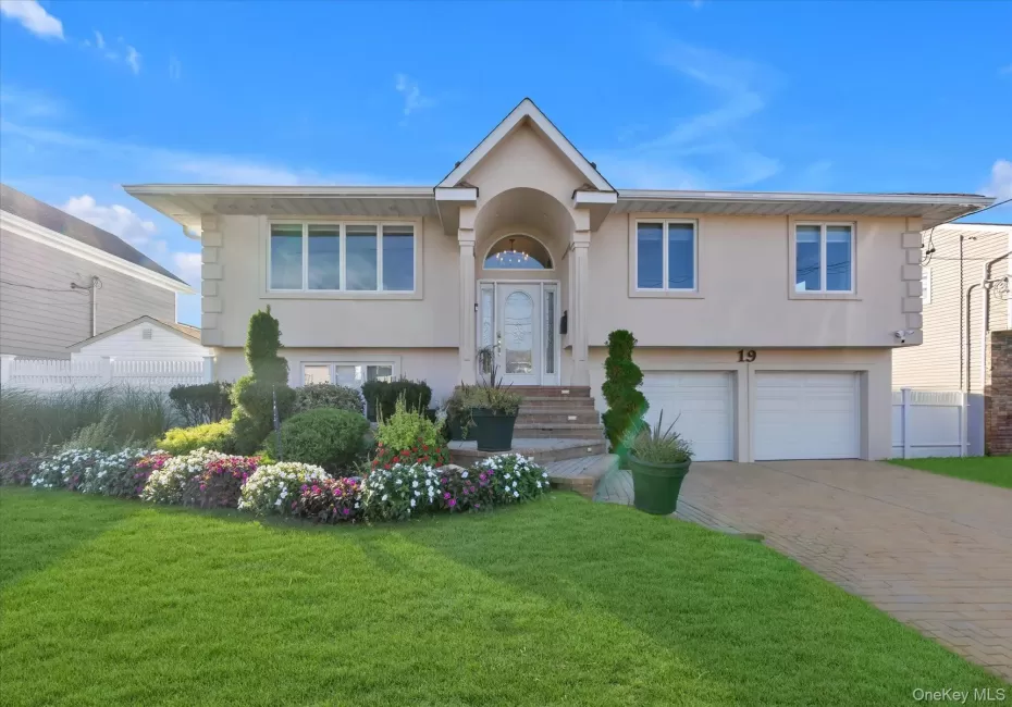 19 Anchor Drive, Oyster Bay, NY, 4 Bedrooms Bedrooms, 8 Rooms Rooms,4 BathroomsBathrooms,Residential,For Rent,Anchor,0,1062387 19 Anchor Drive, Oyster Bay, NY, 4 Bedrooms Bedrooms, 8 Rooms Rooms,4 BathroomsBathrooms,Residential,For Rent,Anchor,0,1062387